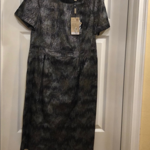 Burberry dress - Picture 6 of 14